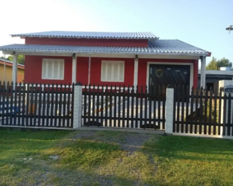 Foto 1 de Casa com 2 quartos à venda, 90m2 em Campina, Sao Leopoldo - RS