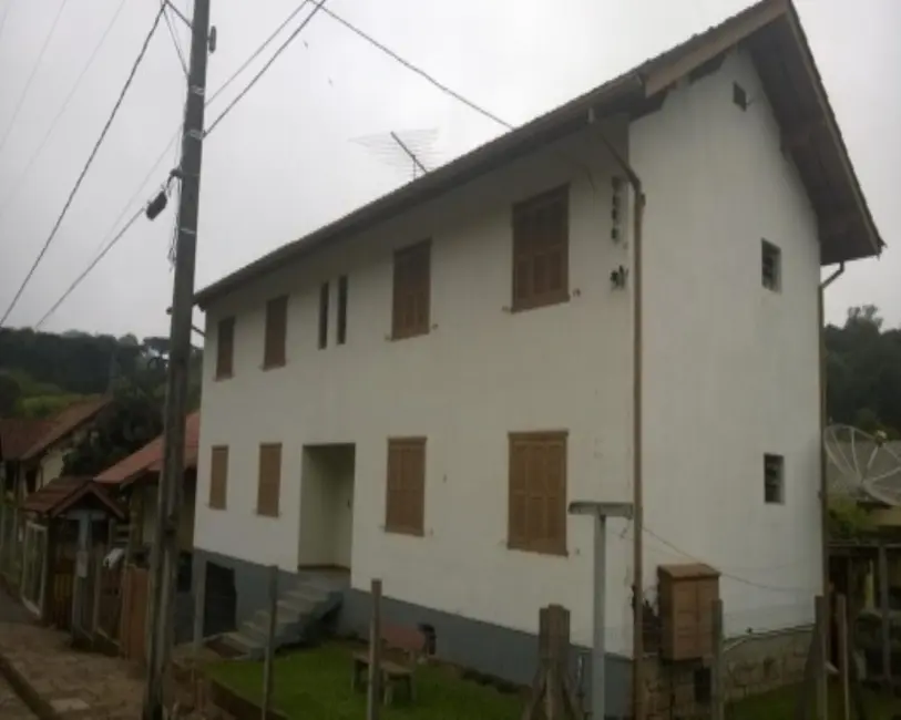 Foto 1 de Casa com 2 quartos à venda, 62m2 em Nova Petropolis - RS