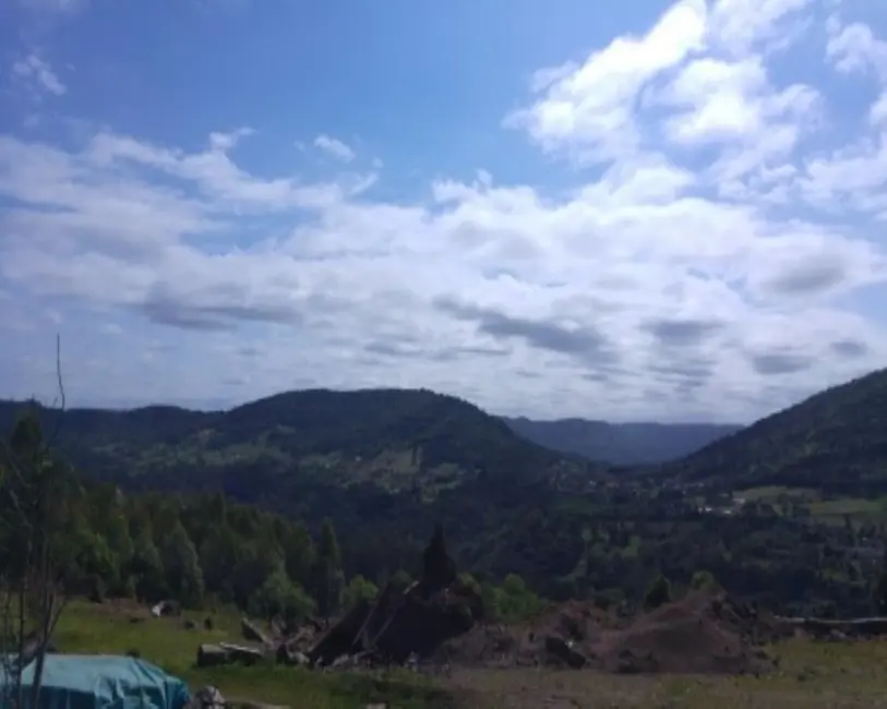 Foto 5 de Chácara com 2 quartos à venda em Nova Petropolis - RS