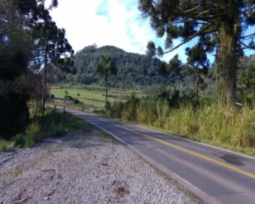 Terreno / Lote com 3 quartos à venda, 750m2 em Nova Petropolis - RS - imagem 4 Foto 4 de Terreno / Lote com 3 quartos à venda, 750m2 em Nova Petropolis - RS