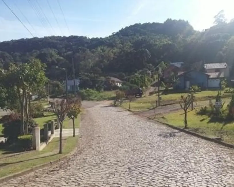 Casa com 5 quartos à venda, 80m2 em Nova Petropolis - RS - imagem 2 Foto 2 de Casa com 5 quartos à venda, 80m2 em Nova Petropolis - RS
