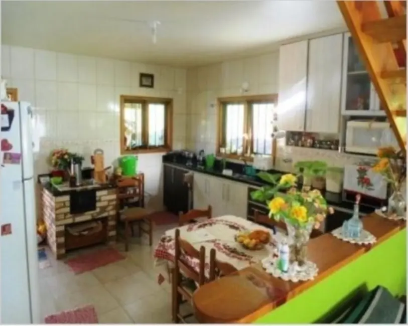 Casa com 5 quartos à venda, 80m2 em Nova Petropolis - RS - imagem 6 Foto 6 de Casa com 5 quartos à venda, 80m2 em Nova Petropolis - RS