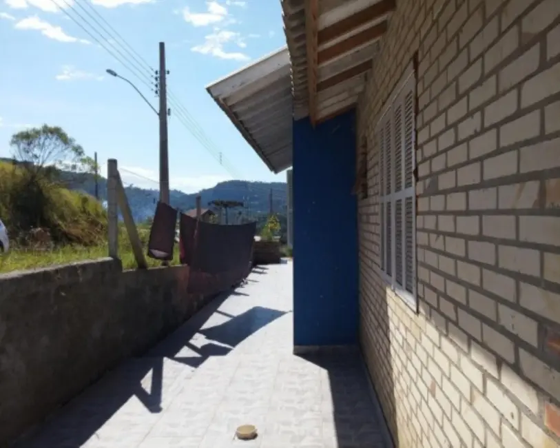 Casa com 3 quartos à venda, 200m2 em Nova Petropolis - RS - imagem 5 Foto 5 de Casa com 3 quartos à venda, 200m2 em Nova Petropolis - RS