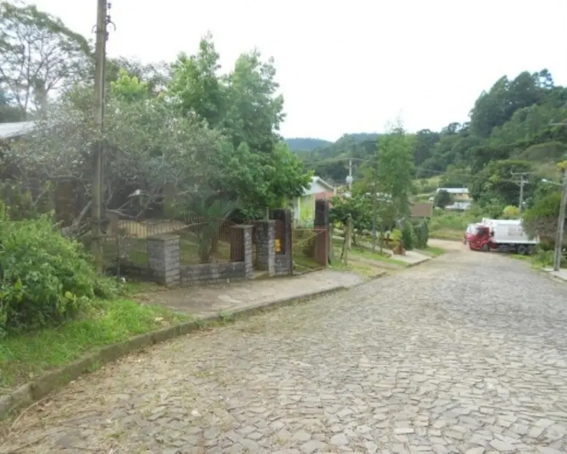 Foto 4 de Terreno / Lote à venda, 743m2 em Nova Petropolis - RS
