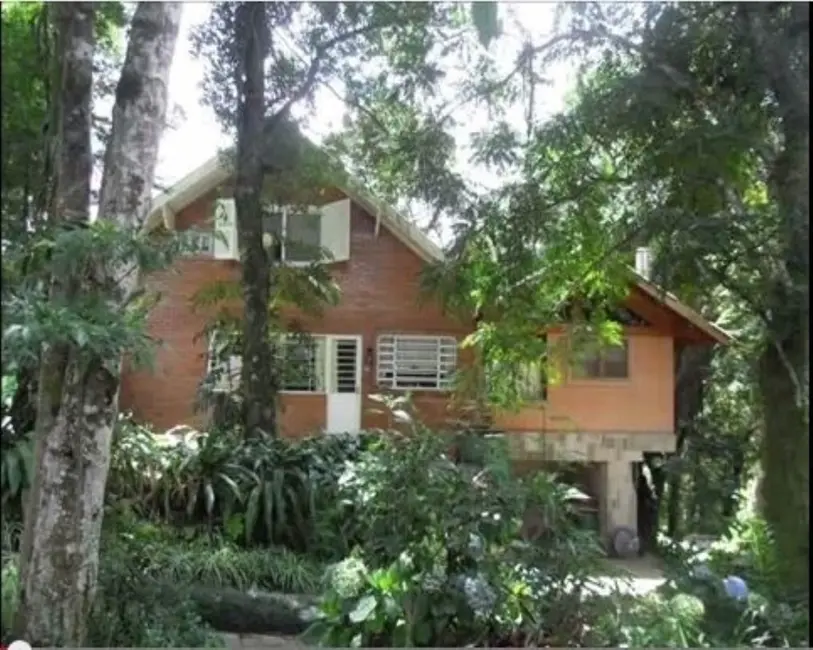 Casa com 5 quartos à venda, 400m2 em Nova Petropolis - RS - imagem 8 Foto 8 de Casa com 5 quartos à venda, 400m2 em Nova Petropolis - RS
