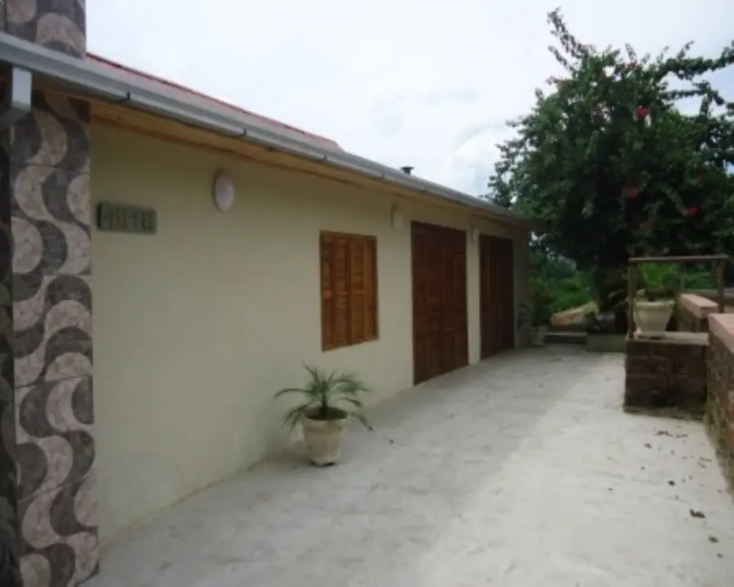 Casa com 3 quartos à venda, 115m2 em Centro, Picada Cafe - RS - imagem 5 Foto 5 de Casa com 3 quartos à venda, 115m2 em Centro, Picada Cafe - RS