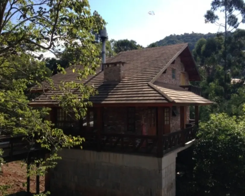 Casa com 2 quartos à venda, 180m2 em Nova Petropolis - RS - imagem 3 Foto 3 de Casa com 2 quartos à venda, 180m2 em Nova Petropolis - RS