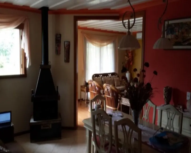 Foto 1 de Casa com 4 quartos à venda, 309m2 em Nova Petropolis - RS