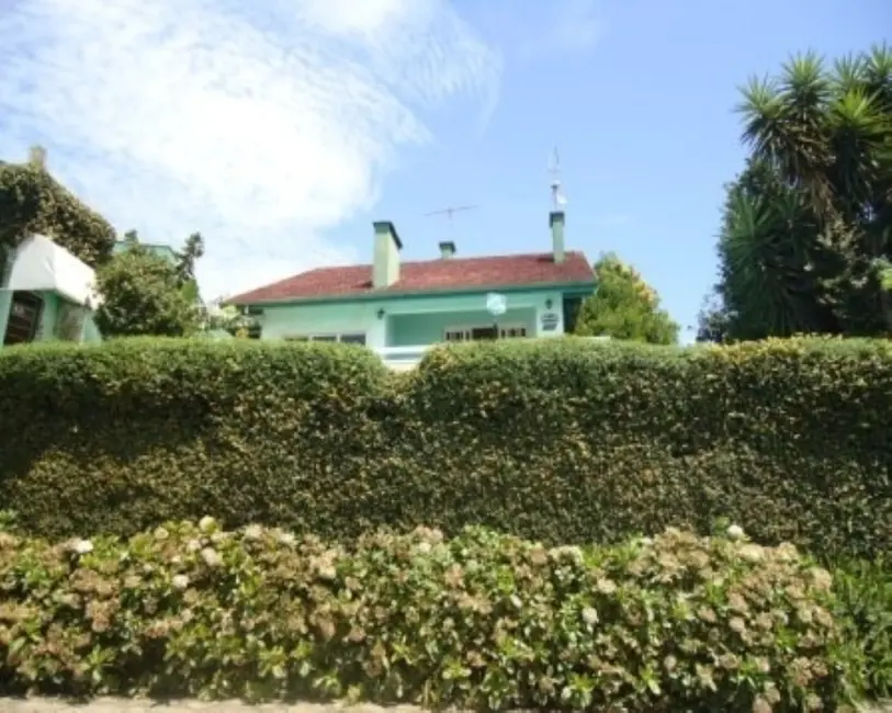 Foto 2 de Casa com 4 quartos à venda, 194m2 em Nova Petropolis - RS