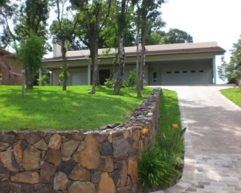 Foto 3 de Casa com 2 quartos à venda, 170m2 em Nova Petropolis - RS