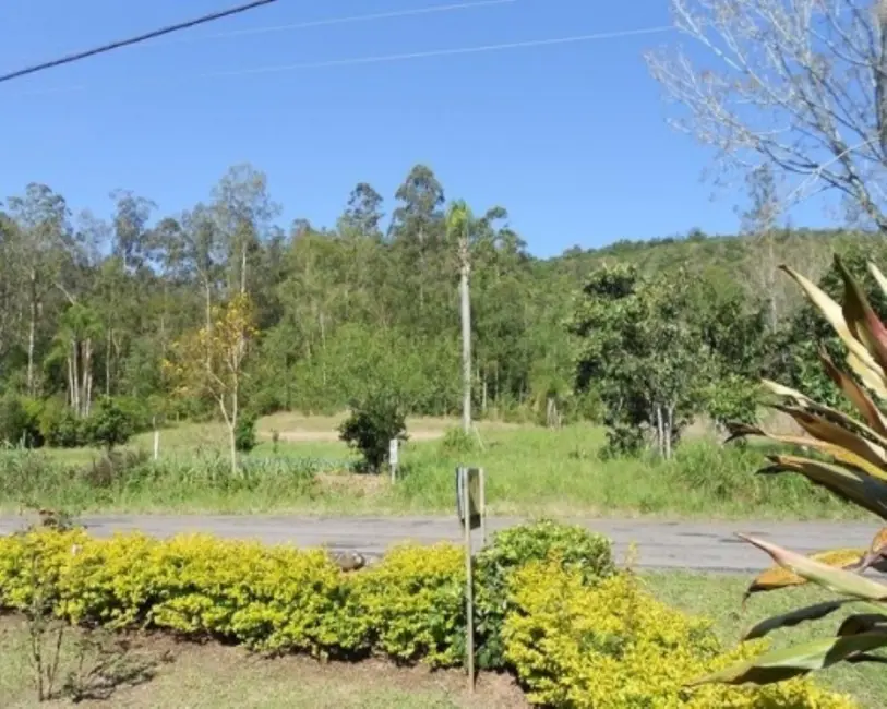 Foto 1 de Terreno / Lote à venda em Nova Petropolis - RS