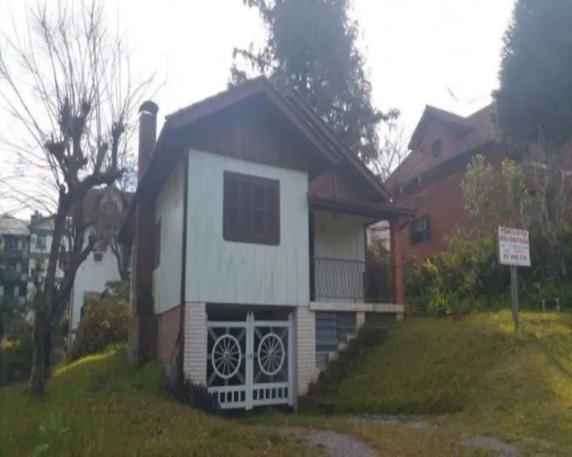 Foto 1 de Casa com 3 quartos à venda, 70m2 em Centro, Nova Petropolis - RS