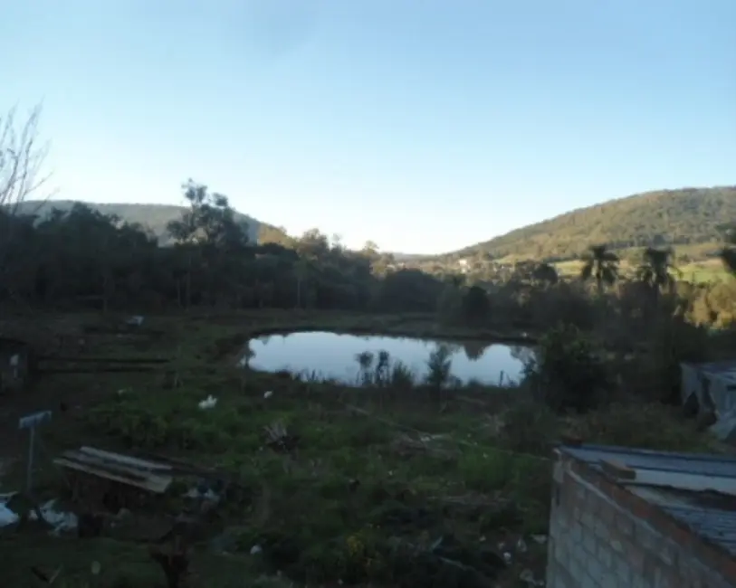 Foto 3 de Sítio / Rancho com 5 quartos à venda, 100m2 em Nova Petropolis - RS