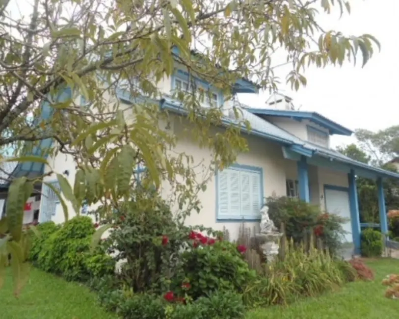 Foto 1 de Casa com 3 quartos à venda, 163m2 em Nova Petropolis - RS