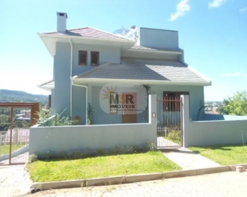 Foto 2 de Casa com 4 quartos à venda, 284m2 em Nova Petropolis - RS