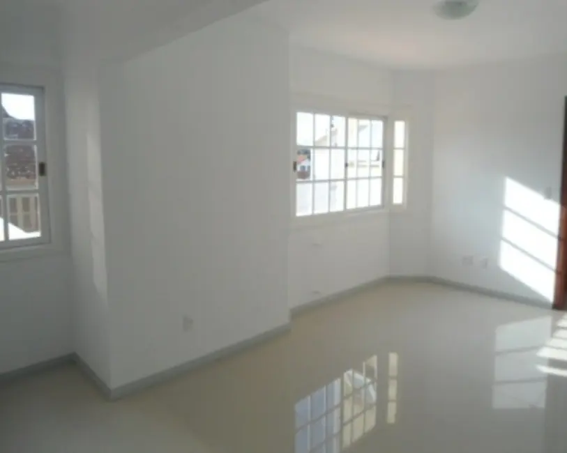 Foto 1 de Apartamento com 4 quartos à venda, 113m2 em Centro, Nova Petropolis - RS