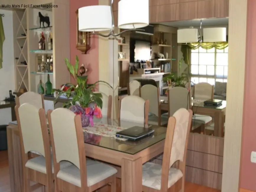 Foto 5 de Casa com 5 quartos à venda, 286m2 em Nova Petropolis - RS