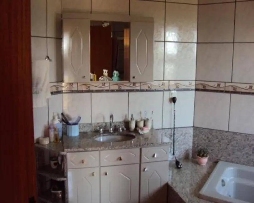 Foto 8 de Casa com 5 quartos à venda, 286m2 em Nova Petropolis - RS