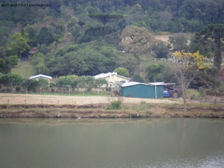 Sítio / Rancho com 7 quartos à venda, 150m2 em Nova Petropolis - RS - imagem 1 Foto 1 de Sítio / Rancho com 7 quartos à venda, 150m2 em Nova Petropolis - RS