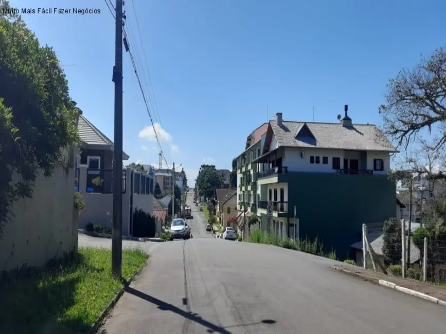 Casa com 4 quartos à venda, 271m2 em Nova Petropolis - RS - imagem 3 Foto 3 de Casa com 4 quartos à venda, 271m2 em Nova Petropolis - RS
