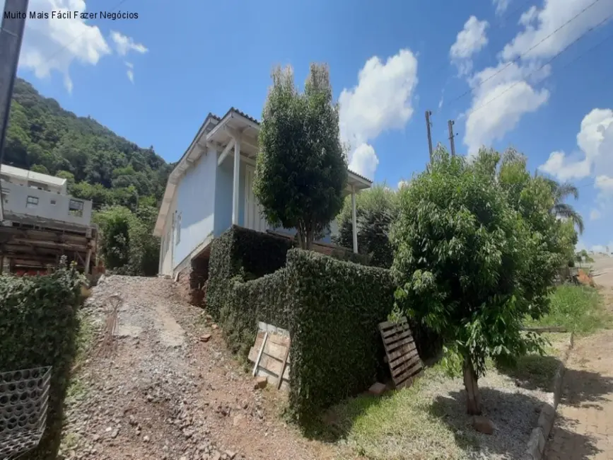 Foto 2 de Casa com 3 quartos à venda, 97m2 em Nova Petropolis - RS