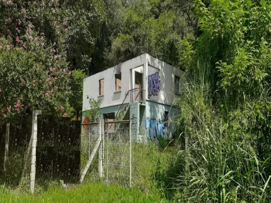 Foto 1 de Terreno / Lote à venda, 110m2 em Nova Petropolis - RS