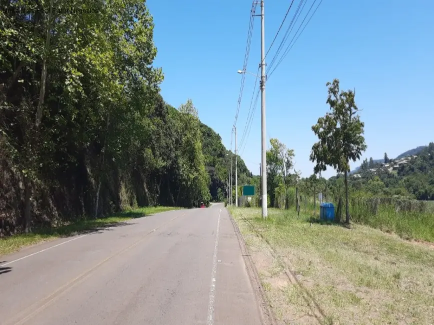 Foto 2 de Terreno / Lote à venda, 574m2 em Picada Cafe - RS