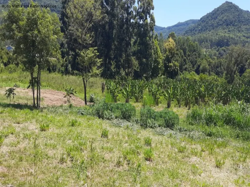 Foto 1 de Terreno / Lote à venda, 6942m2 em Picada Cafe - RS