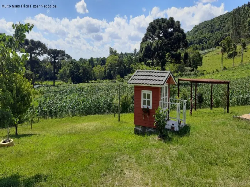 Foto 7 de Sítio / Rancho com 4 quartos à venda, 300m2 em Nova Petropolis - RS