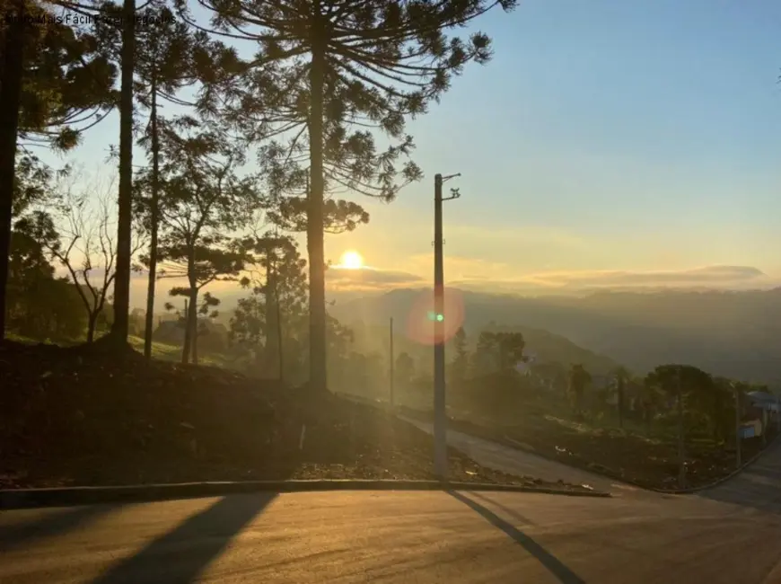 Foto 1 de Terreno / Lote à venda, 432m2 em Nova Petropolis - RS