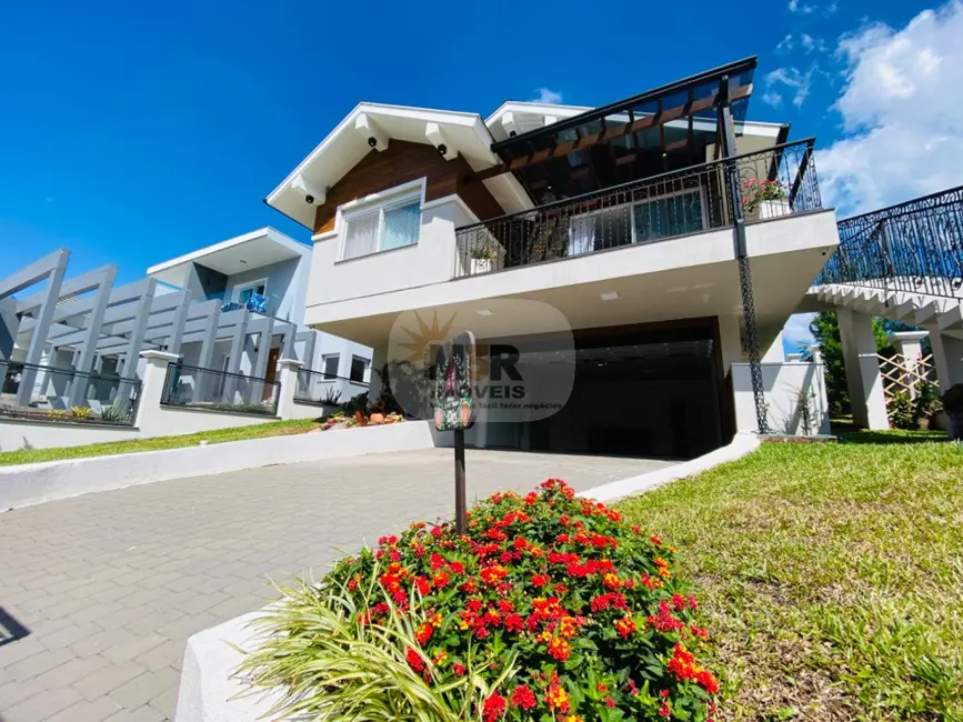 Foto 5 de Casa com 3 quartos à venda, 358m2 em Nova Petropolis - RS