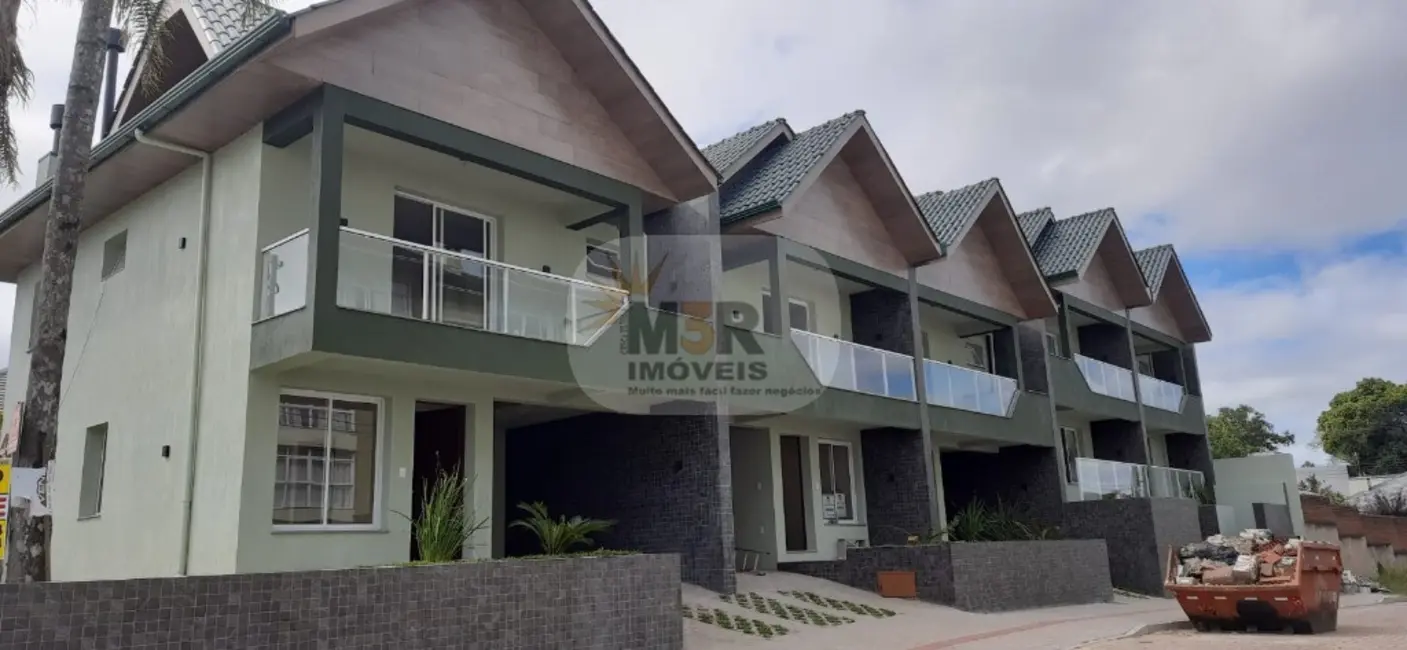 Casa com 3 quartos para alugar, 172m2 em Nova Petropolis - RS - imagem 3 Foto 3 de Casa com 3 quartos para alugar, 172m2 em Nova Petropolis - RS