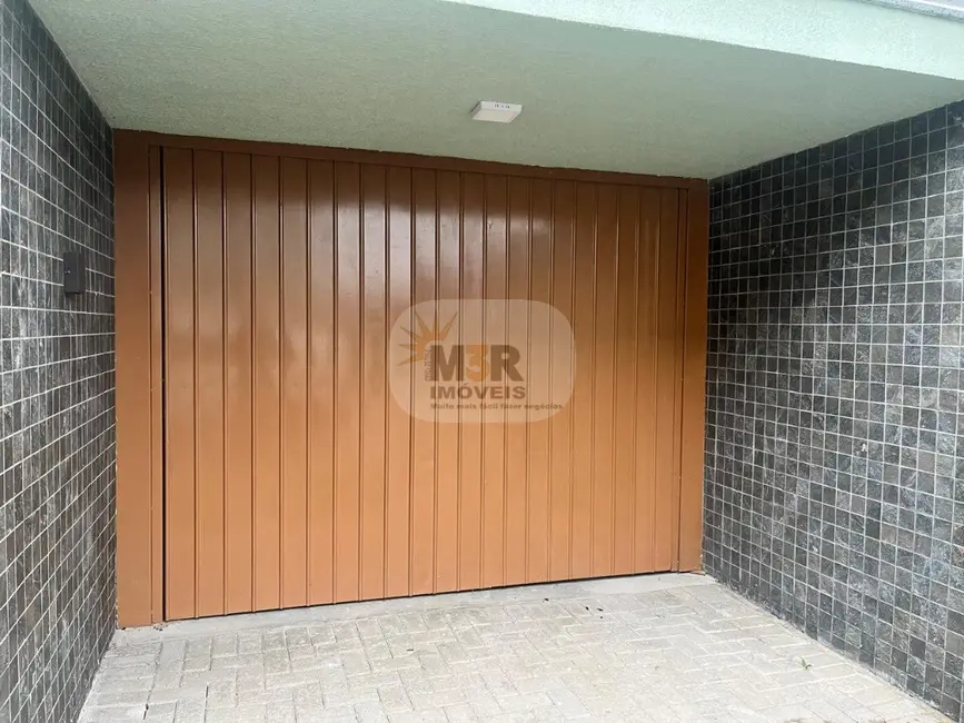 Casa com 3 quartos para alugar, 172m2 em Nova Petropolis - RS - imagem 4 Foto 4 de Casa com 3 quartos para alugar, 172m2 em Nova Petropolis - RS