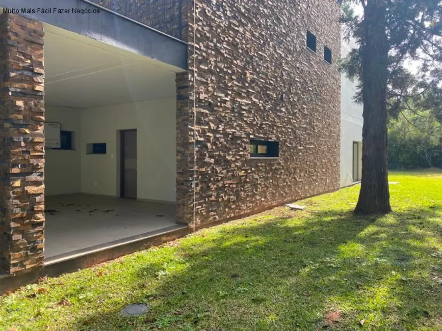 Foto 3 de Casa com 4 quartos à venda, 567m2 em Centro, Nova Petropolis - RS