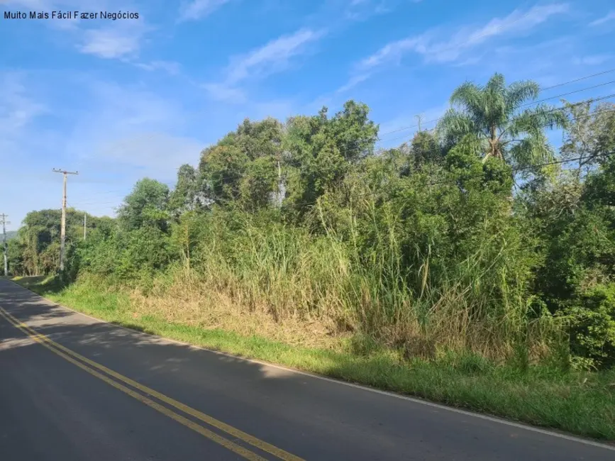 Foto 3 de Terreno / Lote à venda em Nova Petropolis - RS