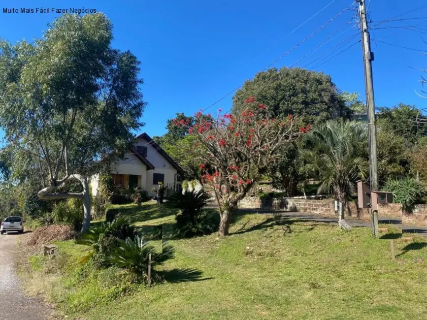 Foto 1 de Terreno / Lote à venda em Centro, Nova Petropolis - RS