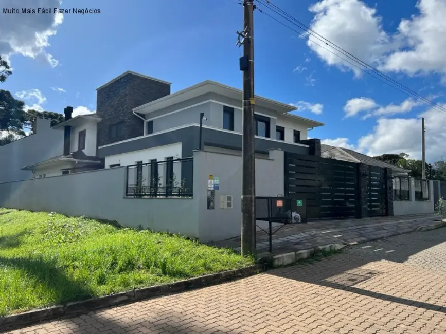 Casa com 4 quartos à venda, 339m2 em Nova Petropolis - RS - imagem 3 Foto 3 de Casa com 4 quartos à venda, 339m2 em Nova Petropolis - RS