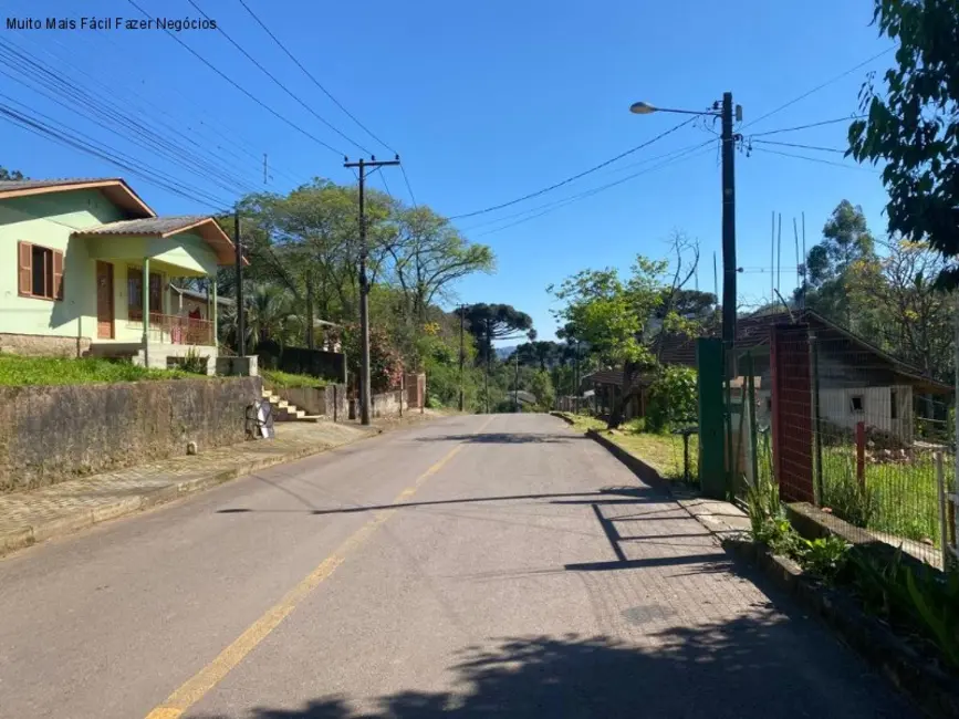 Terreno / Lote à venda, 704m2 em Nova Petropolis - RS - imagem 4 Foto 4 de Terreno / Lote à venda, 704m2 em Nova Petropolis - RS