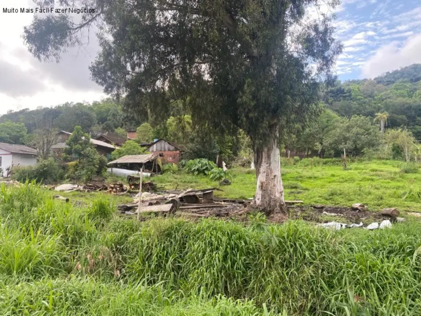 Terreno / Lote à venda, 734m2 em Nova Petropolis - RS - imagem 2 Foto 2 de Terreno / Lote à venda, 734m2 em Nova Petropolis - RS