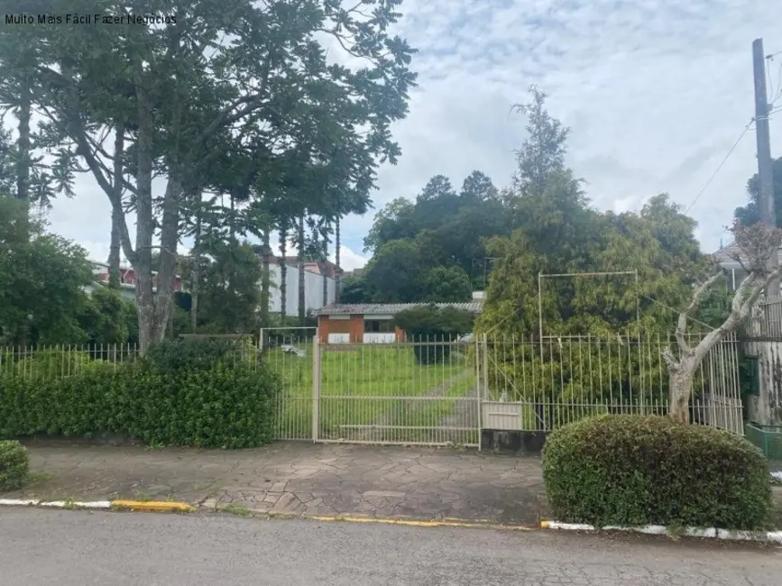 Foto 3 de Casa com 8 quartos à venda, 130m2 em Centro, Nova Petropolis - RS