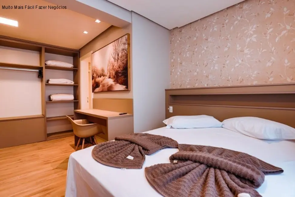 Apartamento com 3 quartos à venda, 310m2 em Centro, Gramado - RS - imagem 9 Foto 9 de Apartamento com 3 quartos à venda, 310m2 em Centro, Gramado - RS