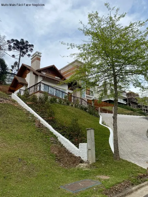 Casa com 4 quartos à venda, 300m2 em Gramado - RS - imagem 7 Foto 7 de Casa com 4 quartos à venda, 300m2 em Gramado - RS