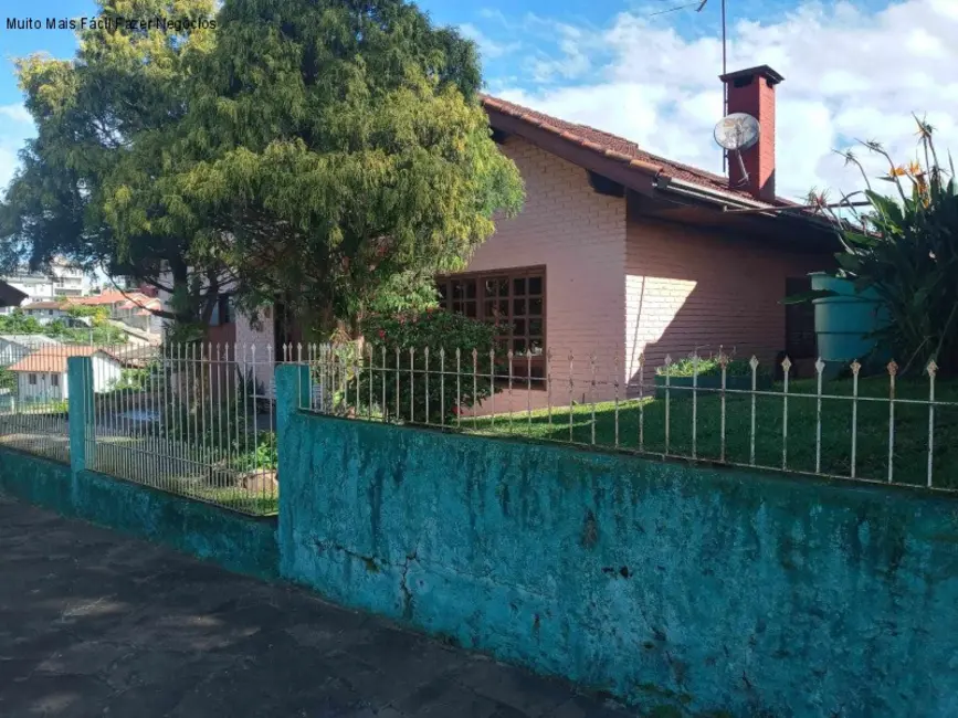 Casa com 3 quartos à venda, 177m2 em Nova Petropolis - RS - imagem 2 Foto 2 de Casa com 3 quartos à venda, 177m2 em Nova Petropolis - RS