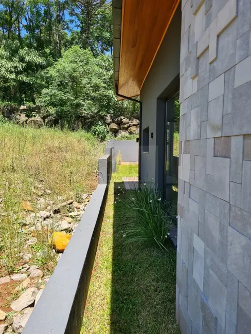 Casa com 3 quartos à venda, 155m2 em Nova Petropolis - RS - imagem 6 Foto 6 de Casa com 3 quartos à venda, 155m2 em Nova Petropolis - RS