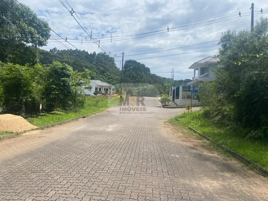 Terreno / Lote à venda, 450m2 em Nova Petropolis - RS - imagem 6 Foto 6 de Terreno / Lote à venda, 450m2 em Nova Petropolis - RS