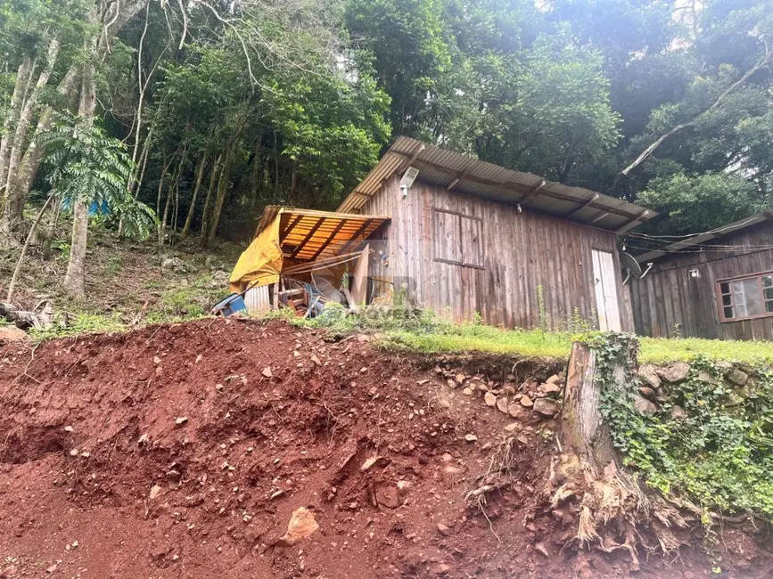 Foto 5 de Sítio / Rancho com 3 quartos à venda, 70m2 em Nova Petropolis - RS