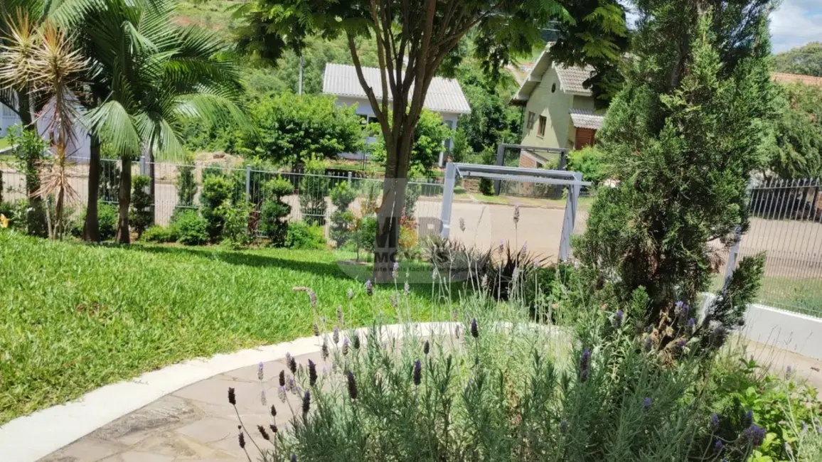 Foto 4 de Casa com 2 quartos à venda, 86m2 em Nova Petropolis - RS