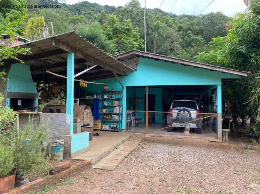 Sítio / Rancho com 4 quartos à venda, 99m2 em Nova Petropolis - RS - imagem 3 Foto 3 de Sítio / Rancho com 4 quartos à venda, 99m2 em Nova Petropolis - RS