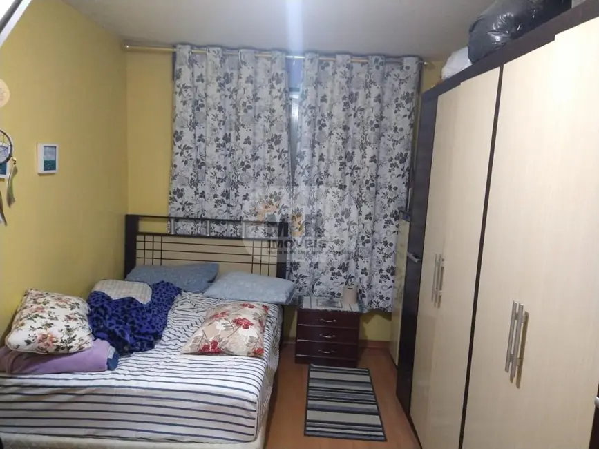 Apartamento com 2 quartos à venda, 69m2 em Teresópolis, Porto Alegre - RS - imagem 4 Foto 4 de Apartamento com 2 quartos à venda, 69m2 em Teresópolis, Porto Alegre - RS