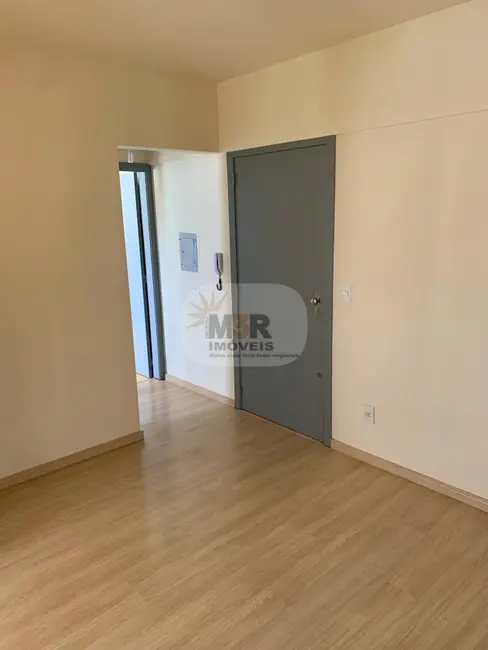 Apartamento com 1 quarto à venda, 42m2 em Menino Deus, Porto Alegre - RS - imagem 1 Foto 1 de Apartamento com 1 quarto à venda, 42m2 em Menino Deus, Porto Alegre - RS